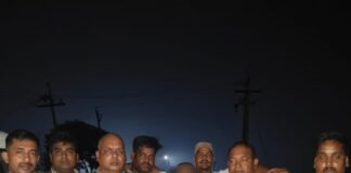 गोवध के आरोपियों से पुलिस की मुठभेड़, दो गिरफ्तार पुलिस की जवाबी कार्रवाई में एक के पैर में लगी गोली, दूसरा बाइक गिरने के बाद पकड़ा गया; दो आरोपी अंधेरे में फरार
