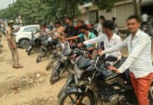 यातायात नियमों के प्रति राहगीरों और वाहन चालकों को किया जागरूक सदर अस्पताल से कलेक्ट्रेट मोड़ तक चला अभियान, हेलमेट-सीट बेल्ट और गति सीमा का पालन करने की अपील
