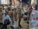 विरासत गलियारे में अतिक्रमण पर सख्ती, सड़क पर खड़े वाहनों के चालान फुटपाथ खाली करने को दुकानदारों को चेतावनी, राजघाट पुलिस ने पैदल गश्त कर किया जागरूक