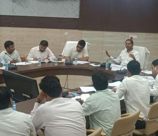 युवाओं को रोजगार से जोड़ने पर जोर कौशल विकास मिशन के निदेशक पुलकित खरे ने की समीक्षा, प्रशिक्षण की गुणवत्ता और लक्ष्य समय से पूरा करने के निर्देश