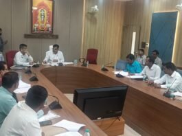 शिक्षक एमएलसी चुनाव में आचार संहिता के उल्लंघन पर होगी कार्रवाई प्रचार सामग्री पर प्रिंटर का नाम-पता और प्रतियों की संख्या लिखना अनिवार्य, मतपत्र पर आयोग के पेन से ही दर्ज करें प्राथमिकता