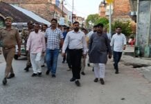 विसर्जन को लेकर नगर निगम अलर्ट, एकलला बंधे पर बनेगा कंट्रोल रूम गड्ढामुक्त सड़क, रोशनी और बैरिकेडिंग के निर्देश, लटकते तार व हिलते गेट की भी होगी मरम्मत