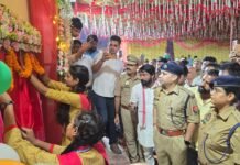 बालिकाओं ने किया कसरवल और समधिया पुलिस चौकियों के नए भवनों का उद्घाटन मिशन शक्ति फेज-6 के तहत एसपी उत्तरी राजेश धुनावत ने महिला सुरक्षा और साइबर अपराधों से बचाव के प्रति किया जागरूक